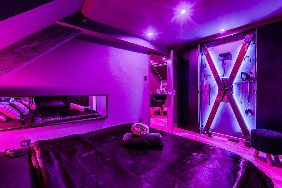 Love room BDSM et donjon