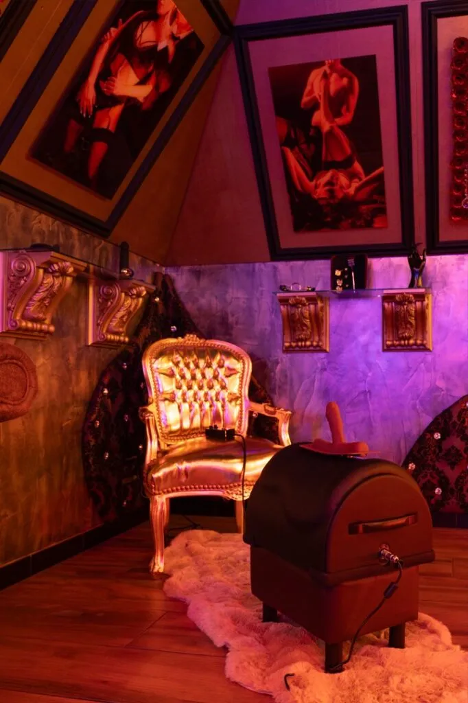 Love And Sex Room - La Marquise · photo 5