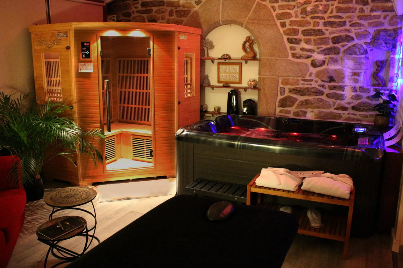 Love Room Secret d'Amour & Spa, Tréglamus