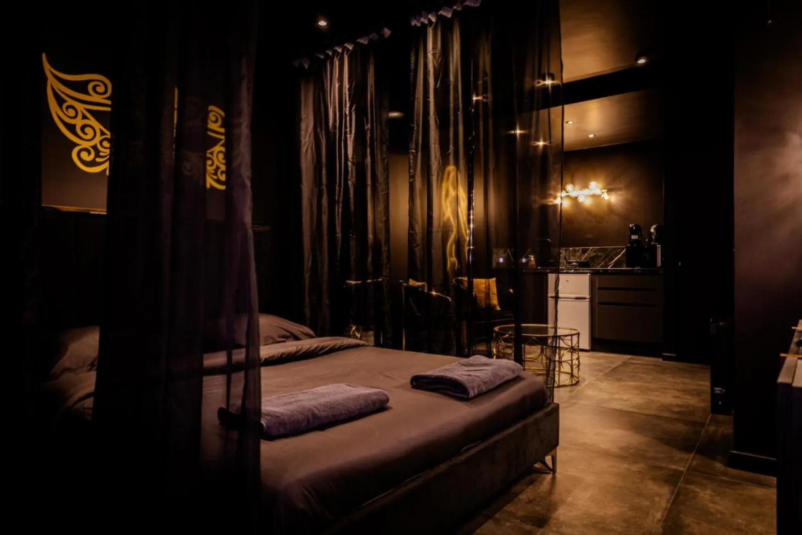 Love Room Villeurbanne · photo 2
